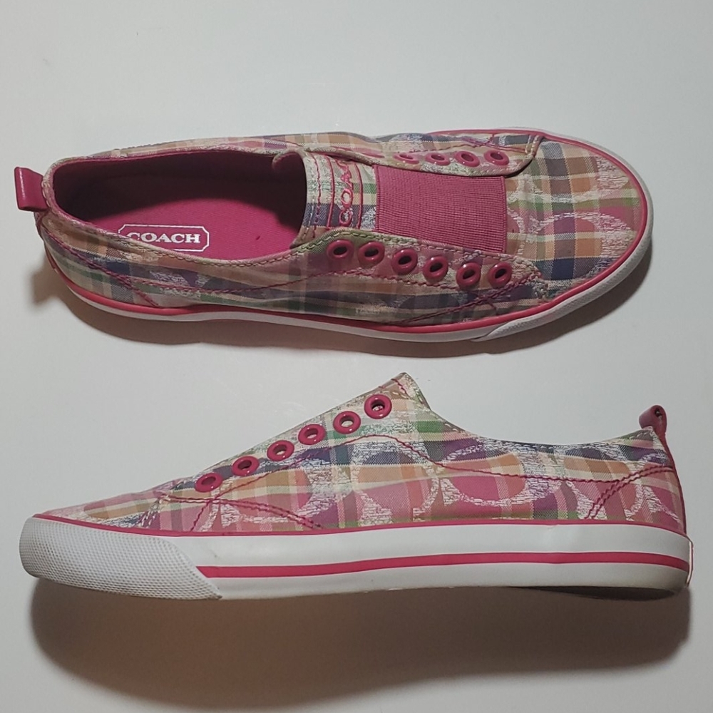 COACH "SUMMER" SLIP ONS,  WOMANS SIZE 6.5 GUC